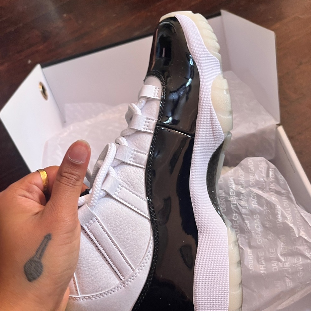 Jordan Air 11 Gratitudes - Picture 10 of 12